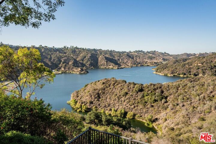 Property Photo:  1900 Bel Air Rd  CA 90077 