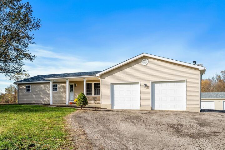 Property Photo: 2088 County Road 206 OH 43334