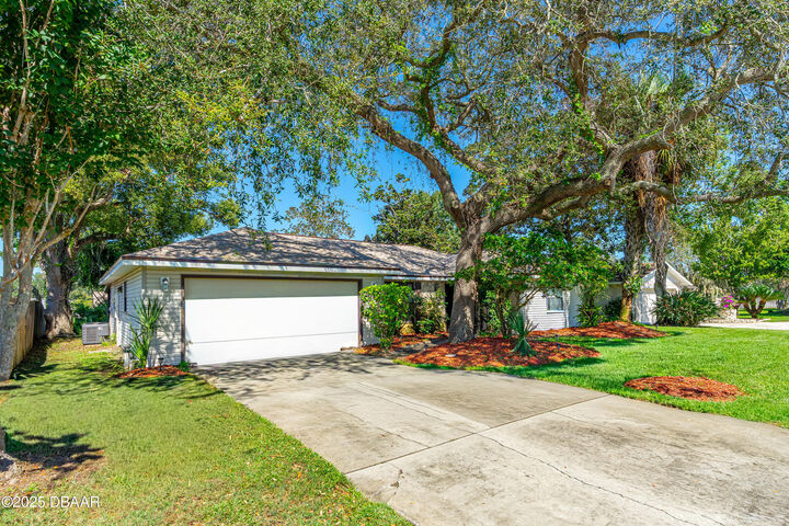 Property Photo:  693 Reillys Road  FL 32127 