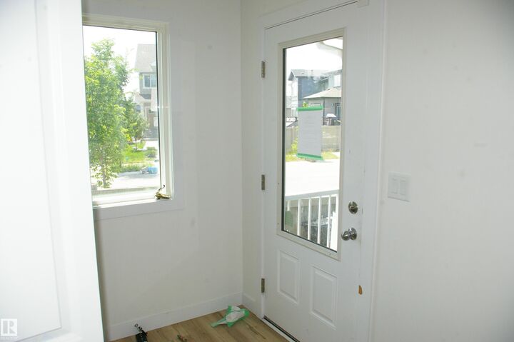 Property Photo:  1303 Erker Crescent NW  AB T6M 1N4 