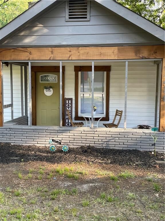 Property Photo:  2486 Claude Street NW  GA 30318