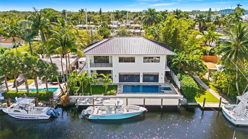 Property Photo:  1317 Tangelo Isle  FL 33315 