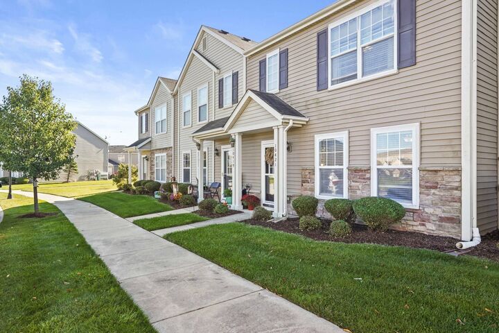 Property Photo: 10421 Paramount Way IN 46303