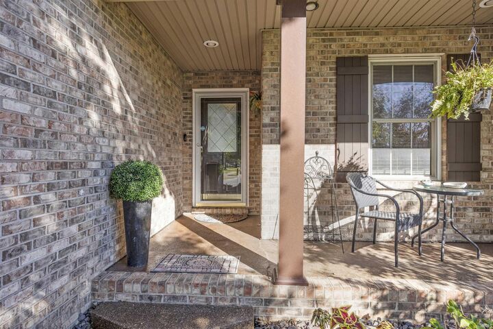 Property Photo:  9722 Rabbit Run Drive  IN 47630