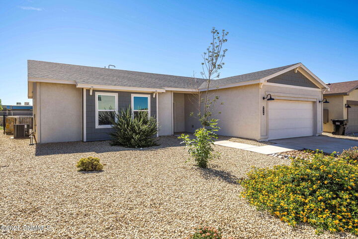 Property Photo:  7110 Aretha Way  NM 88012 