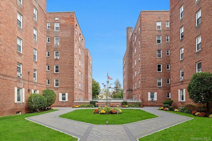 60 Locust Avenue A207  New Rochelle NY 10801 photo