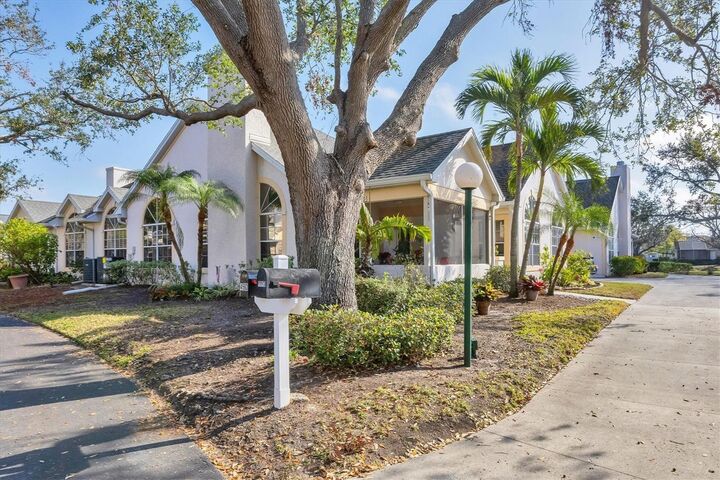 Property Photo: 4563 Whirlaway Drive C FL 34233