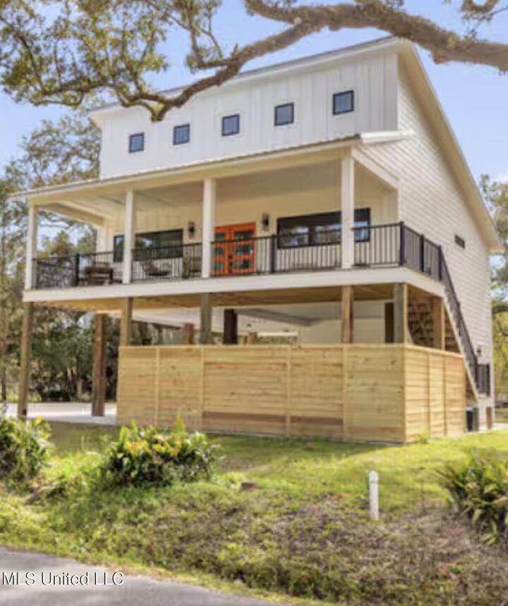 218 Thomas Street  Bay Saint Louis MS 39520 photo