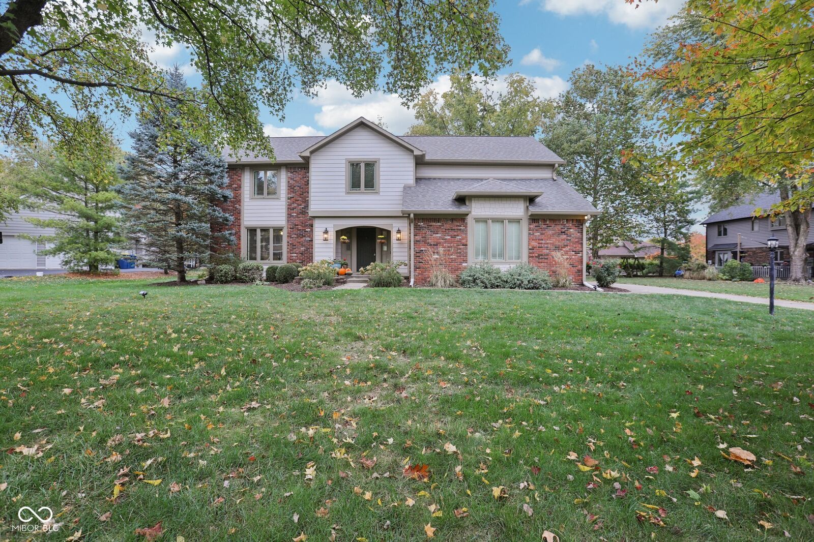 Property Photo:  13703 Goldfinch Drive  IN 46032