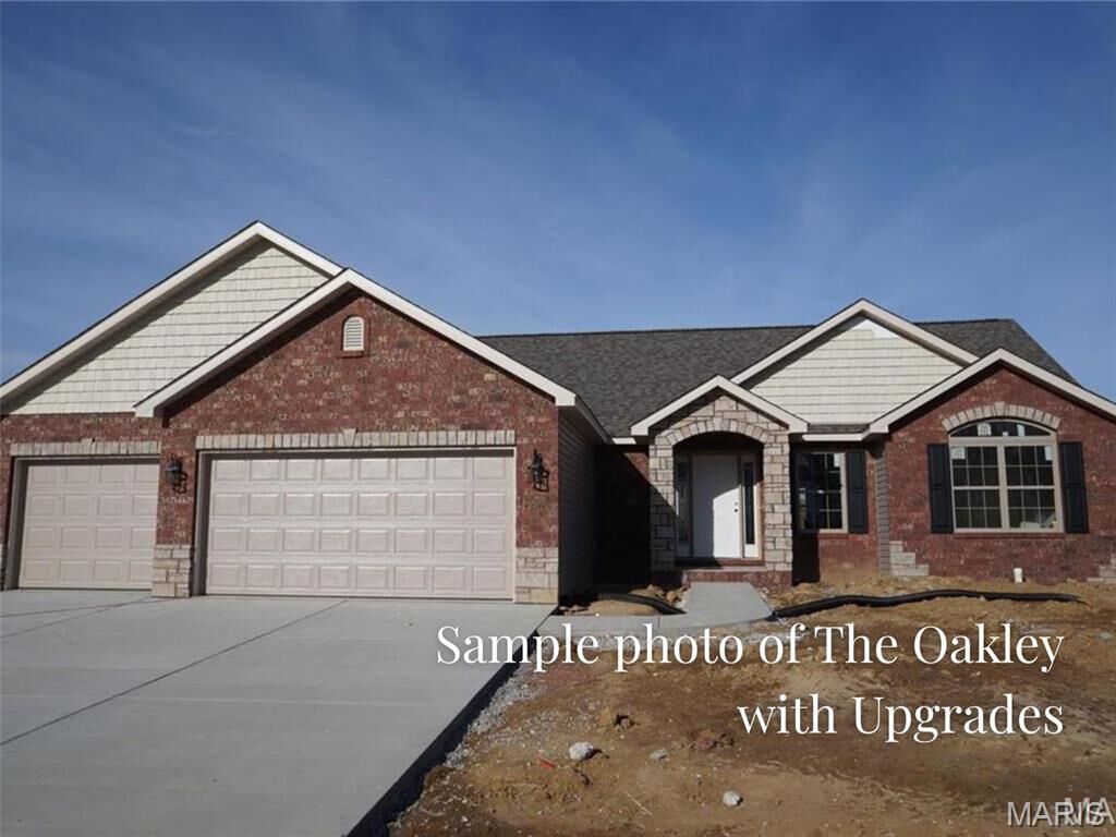 Property Photo:  428 Hayden Drive  IL 62298