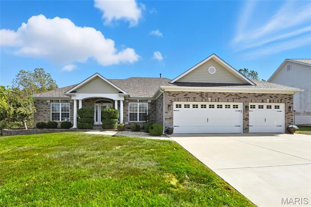 Property Photo:  128 Lamp Post Lane  MO 63010