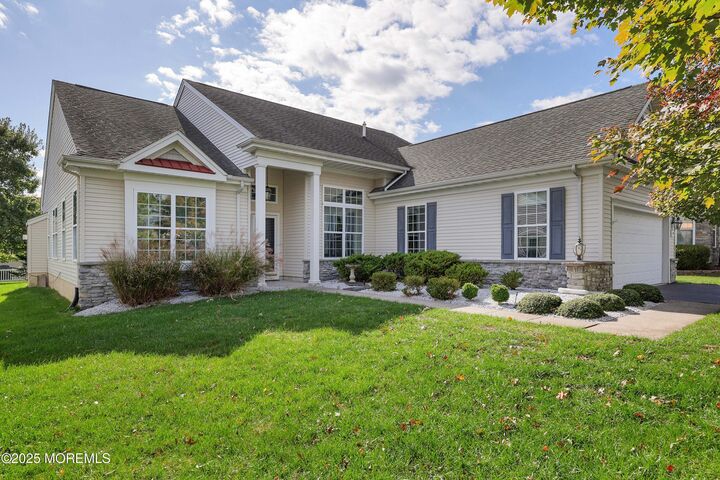 Property Photo:  28 Passage Lane  NJ 08005 