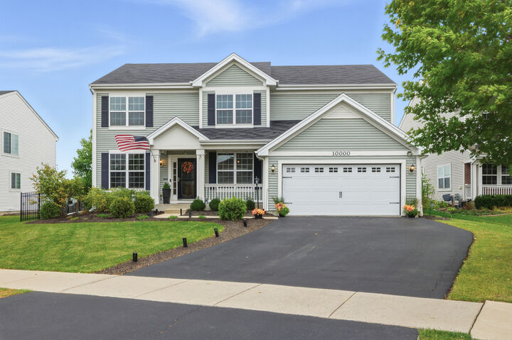 Property Photo: 10000 Berkshire Lane IL 60142