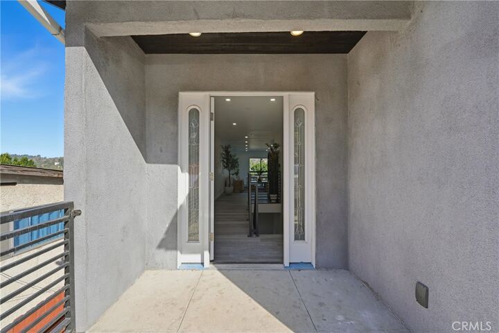 Property Photo:  4951 Lynnfield Street  CA 90032 