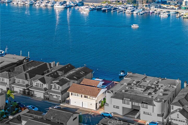 Property Photo:  318 Via Lido Nord  CA 92663 