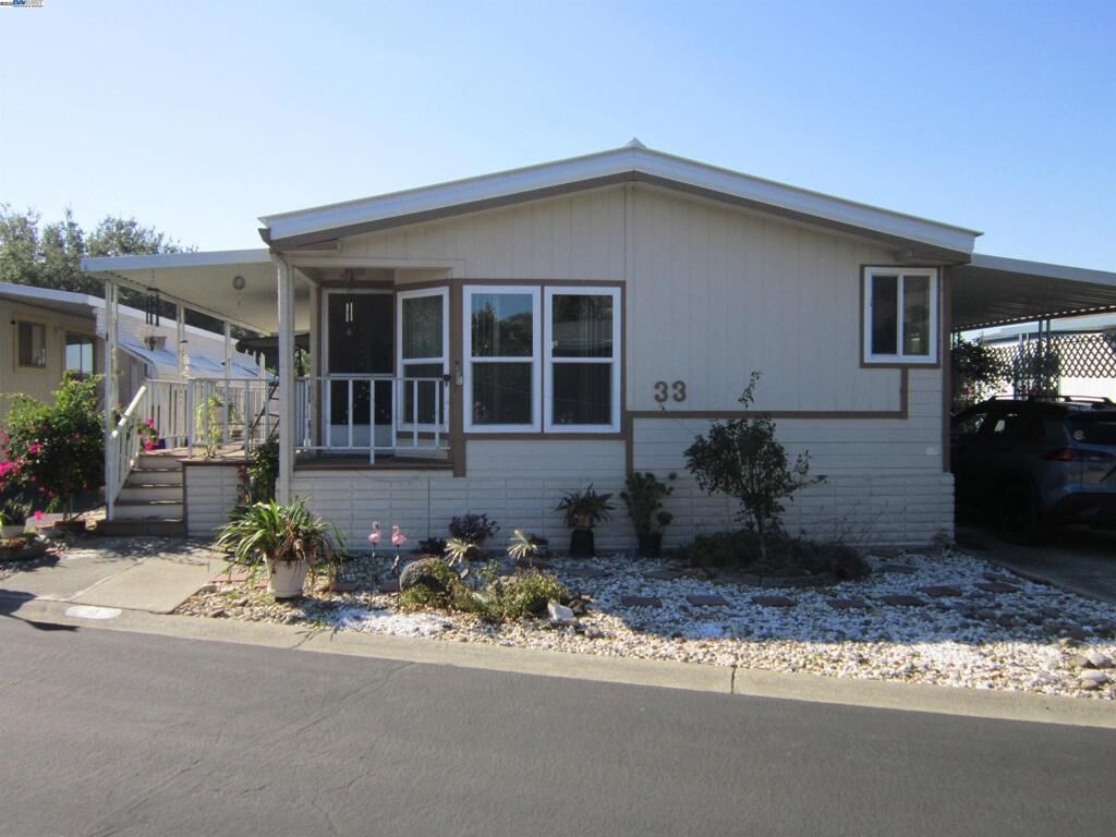 Property Photo: 711 Old Canyon Rd CA 94536