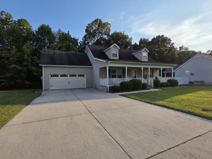 Property Photo:  310 Indian Springs Cir  TN 37355