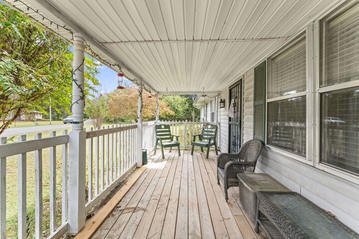 Property Photo:  190 Christopher Ln  TN 37127