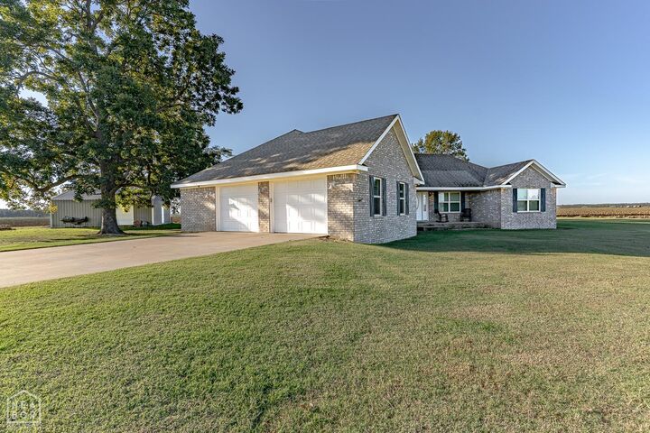 Property Photo:  299 County Road 856  AR 72419