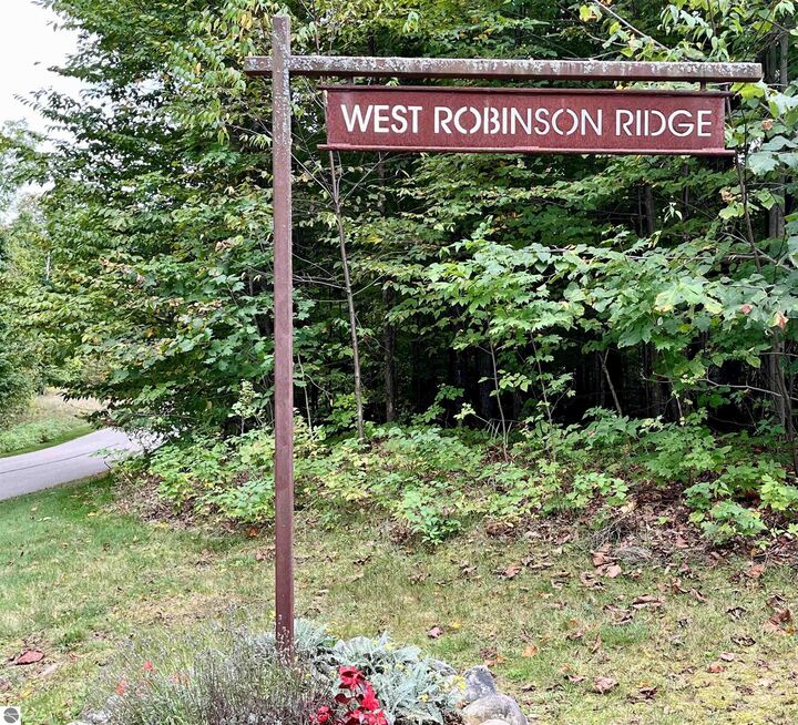 Property Photo: 2215 Robinson Ridge MI 49615