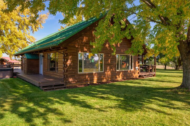 Property Photo:  461 Hudson Lane  MT 59875