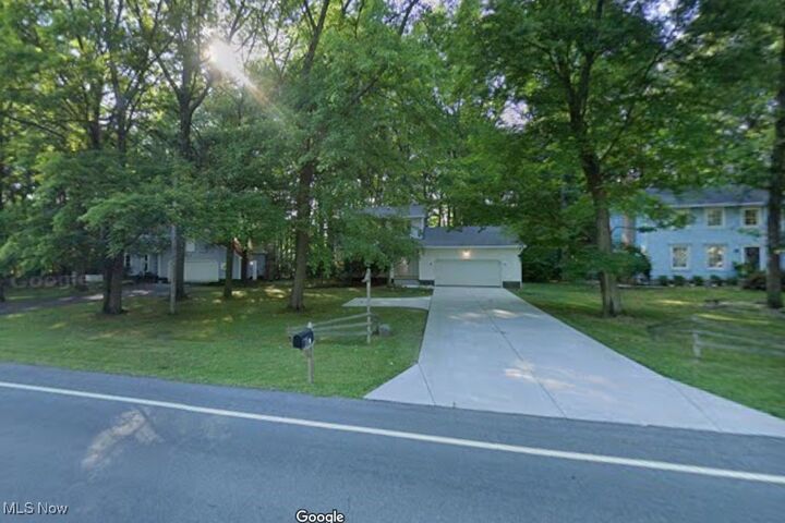 6931 Lockwood Boulevard  Youngstown OH 44512 photo
