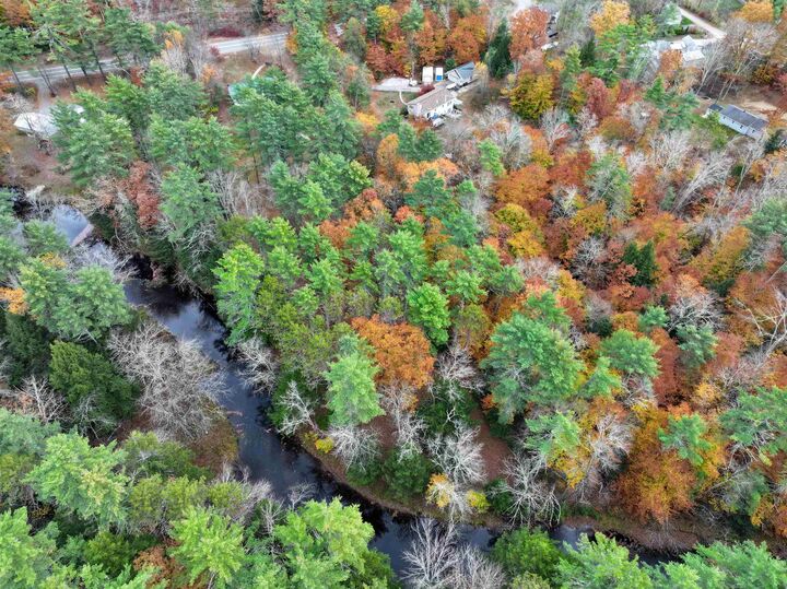 Property Photo:  199 Raymond Road  NH 03037