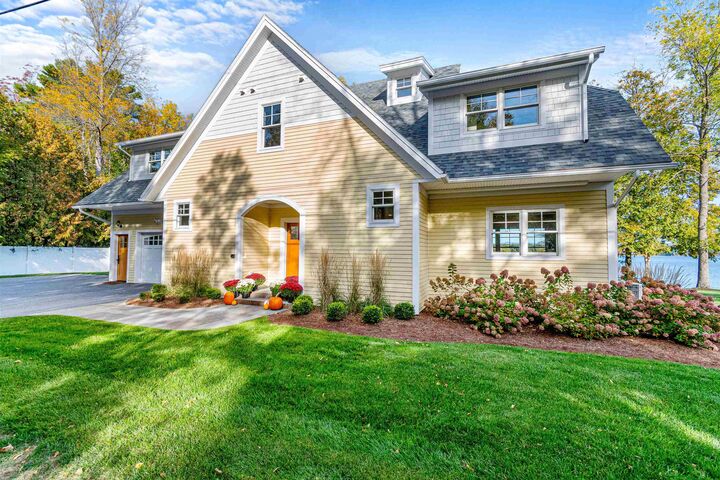451 Appletree Point Road  Burlington VT 05408 photo