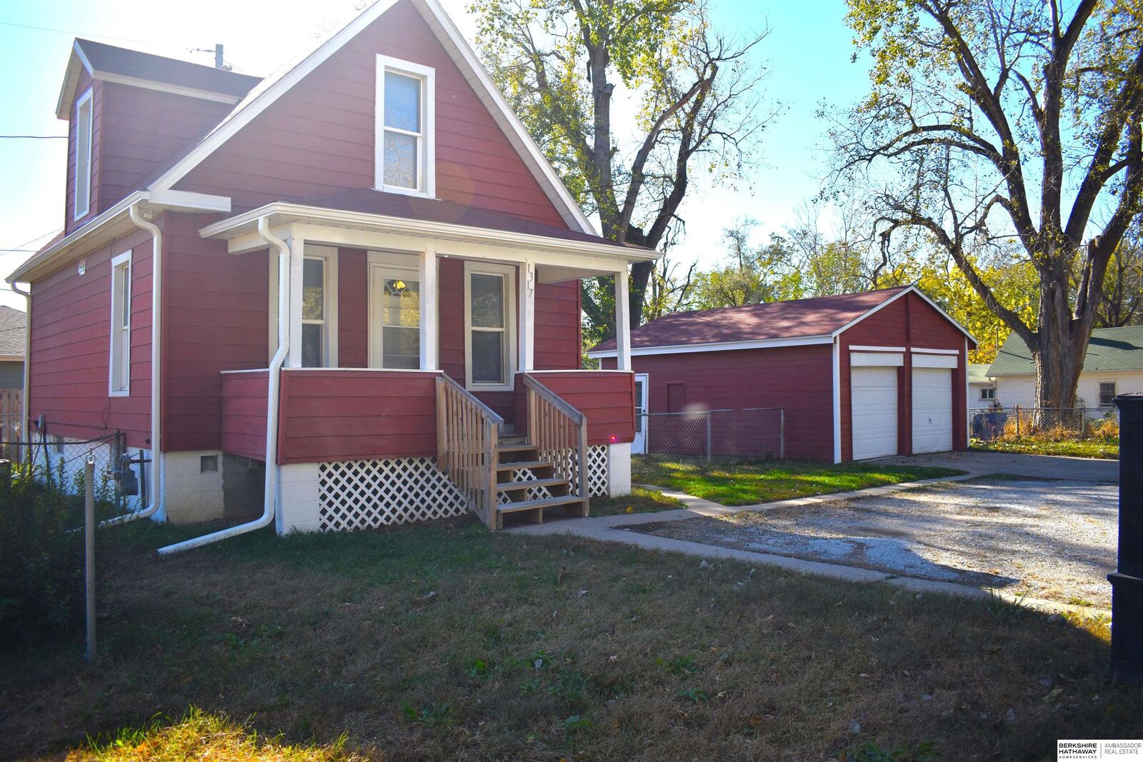 Property Photo:  1317 Silver Lane  IA 51510 