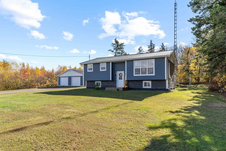 Photo de la propriété:  407 Oliver Road  PE C0B 1B0
