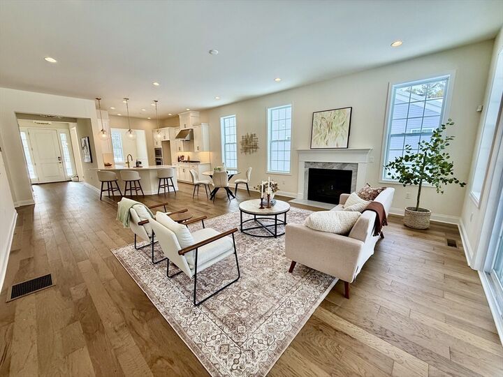 Property Photo:  3 Jameson Dr 3  MA 02054 