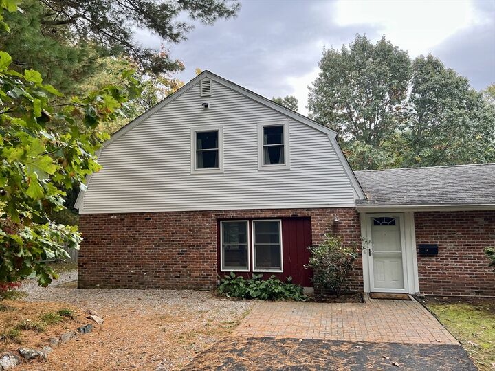 Property Photo: 46 Auburndale Ave 46 MA 02465