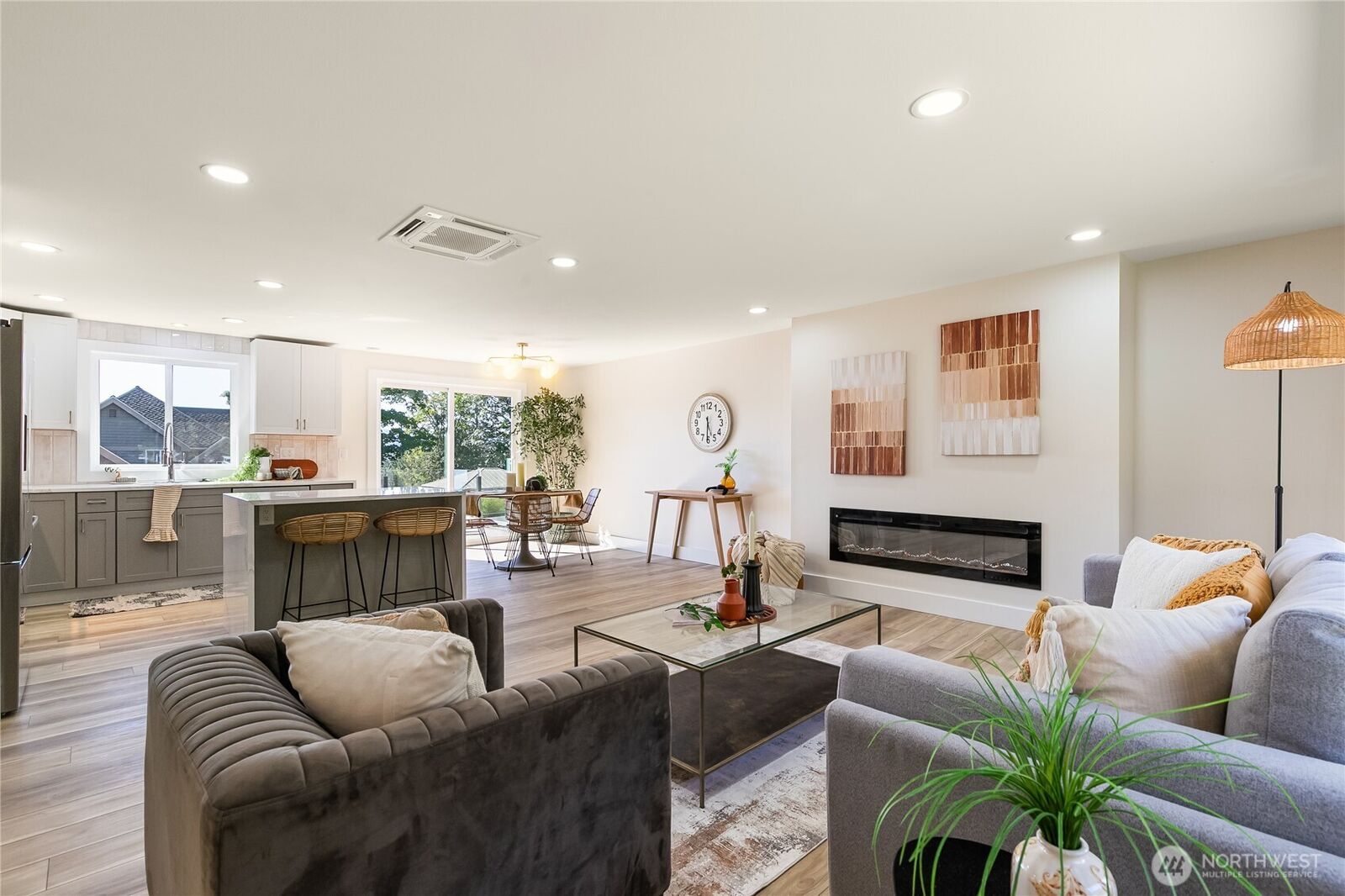 Property Photo: 4020 Academy Street WA 98226
