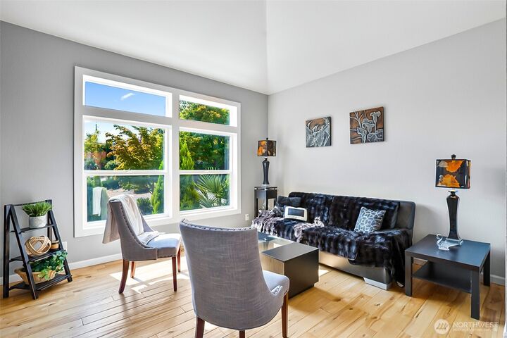 Property Photo: 8746 NE 144th Court WA 98034