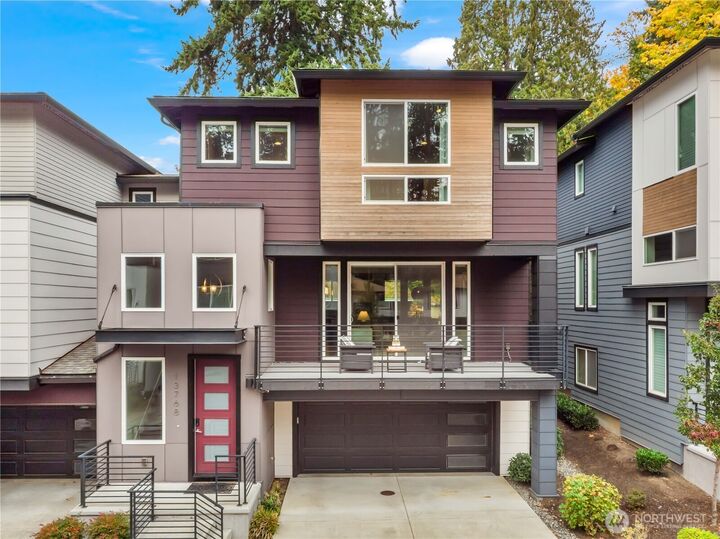Property Photo:  13768 SE 83rd Court  WA 98059