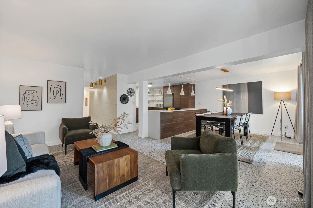 Property Photo: 1000 Union Street 106 WA 98101