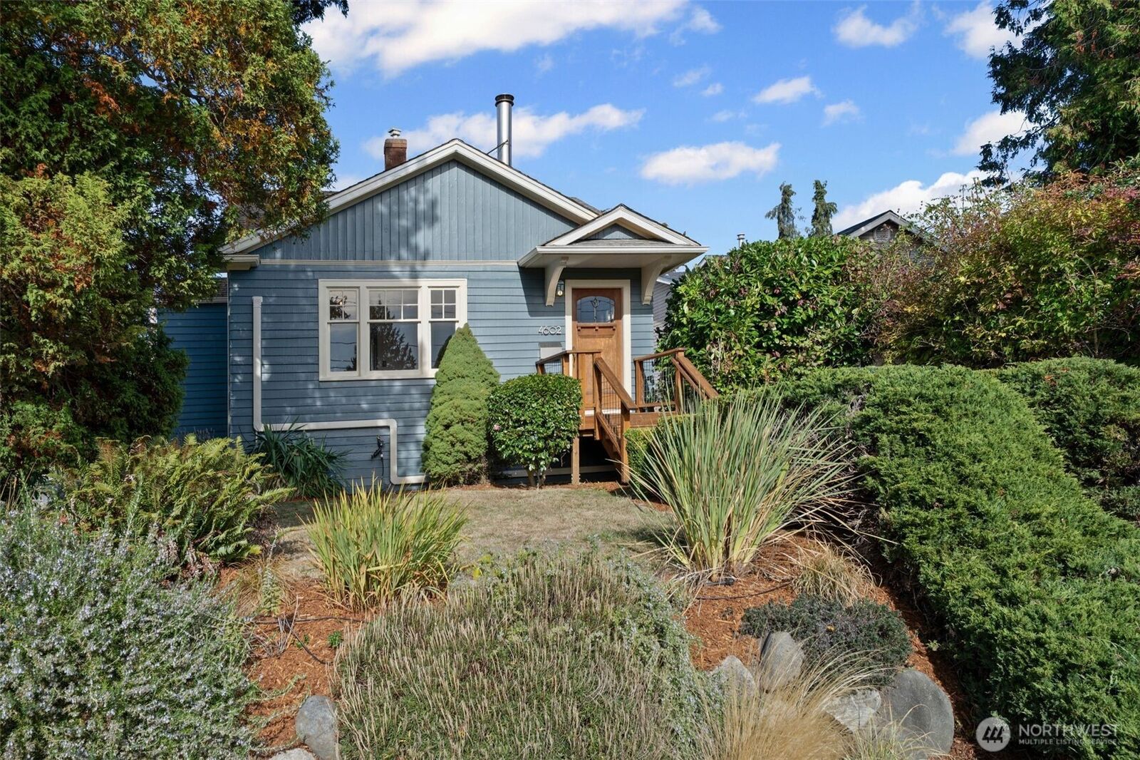Property Photo: 4602 S Chicago Street WA 98118