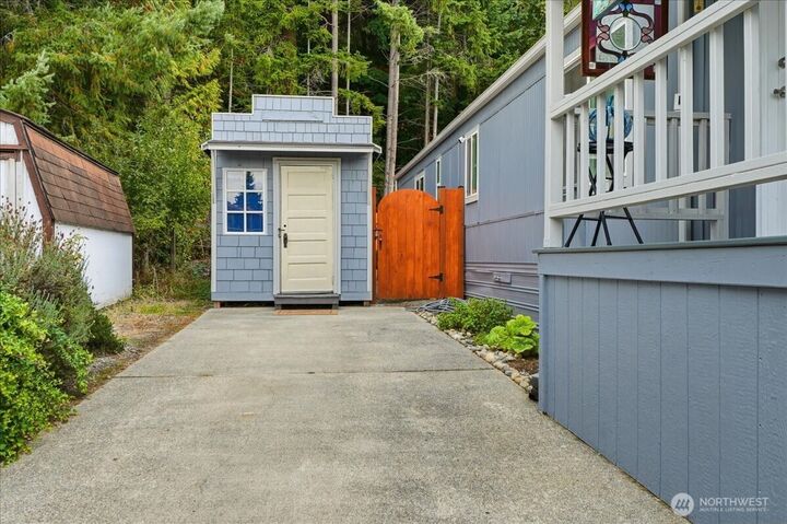 Property Photo:  16300 NE State Highway 305 92  WA 98370