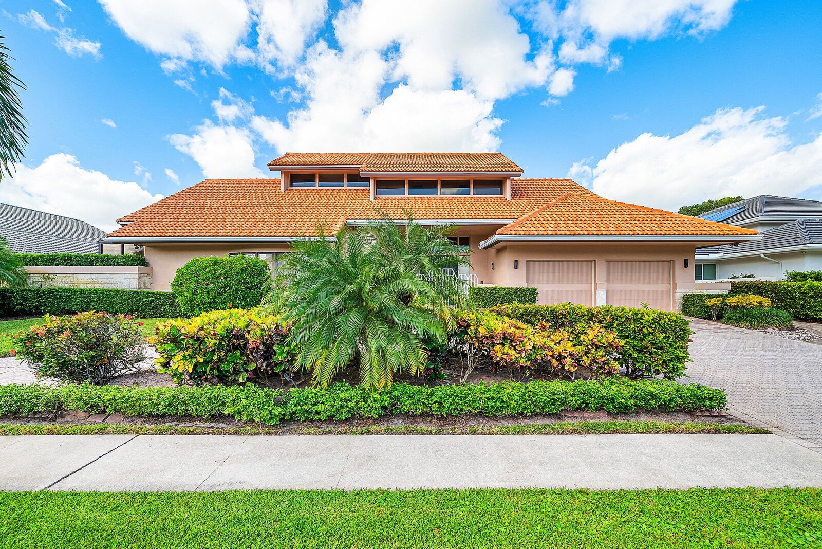 Property Photo: 4952 Bocaire Boulevard FL 33487