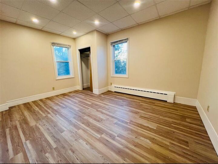 Property Photo:  312 Waseca Avenue 1  RI 02806