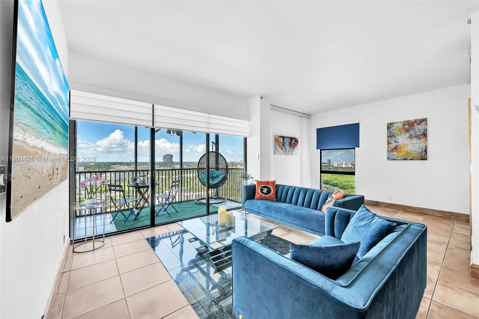 Property Photo: 20301 W Country Club Dr Ph22 FL 33180