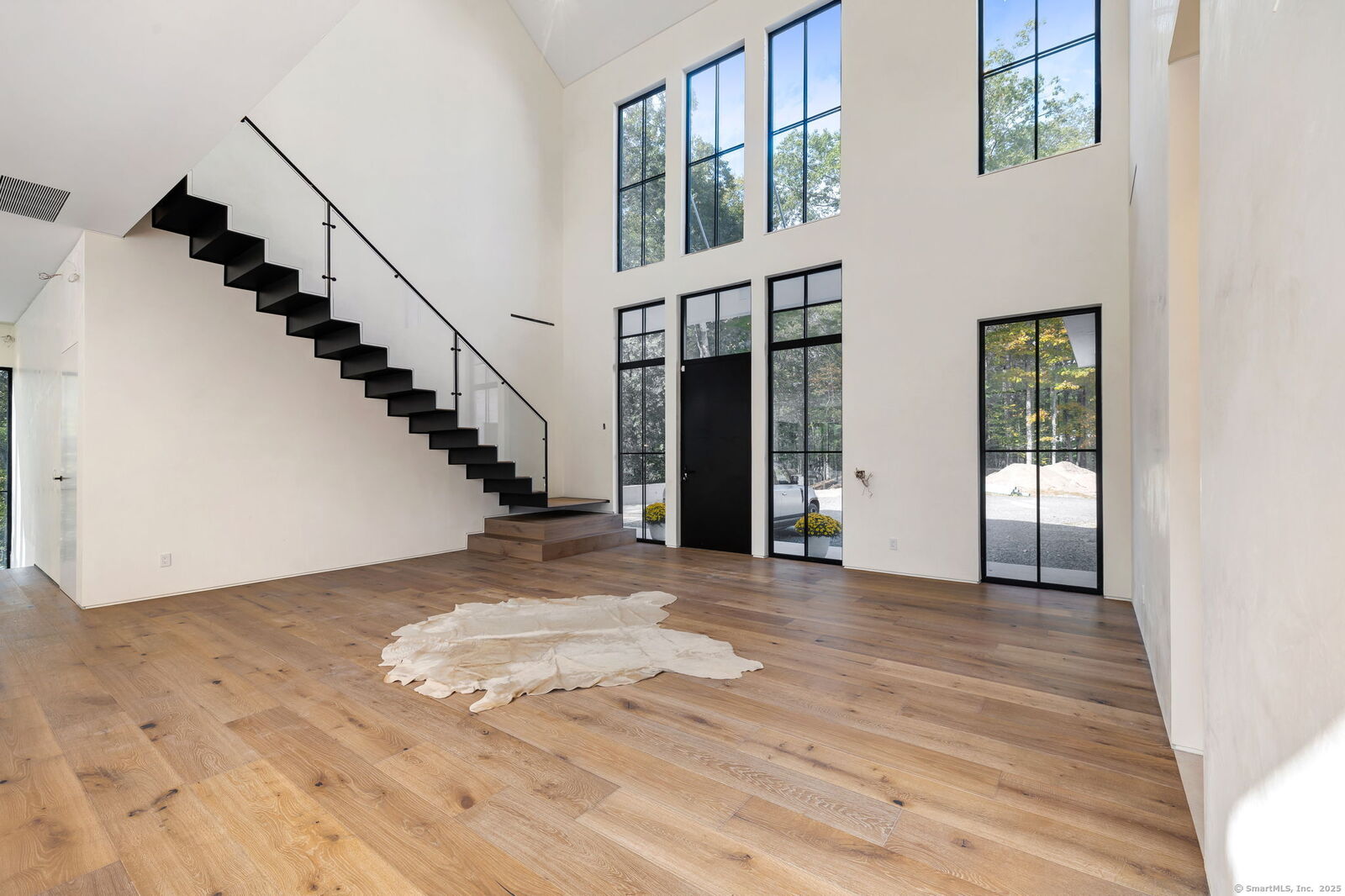 Property Photo:  41 Mohawk Lane  CT 06831 