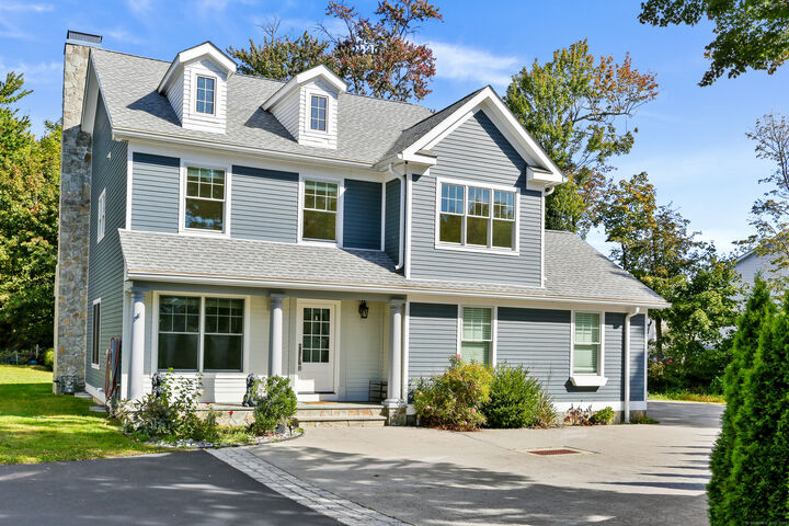 Property Photo:  328 Brewster Street  CT 06605 