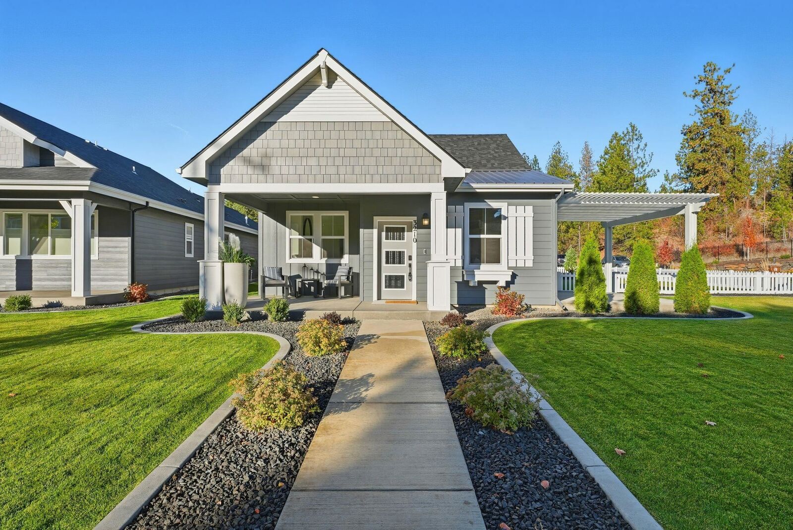 Property Photo:  3210 S Crestline St  WA 99203