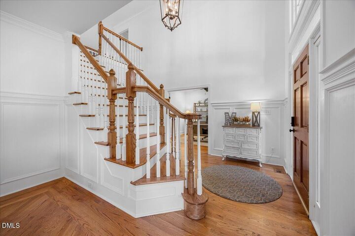 Property Photo: 8701 Gleneagles Drive NC 27613