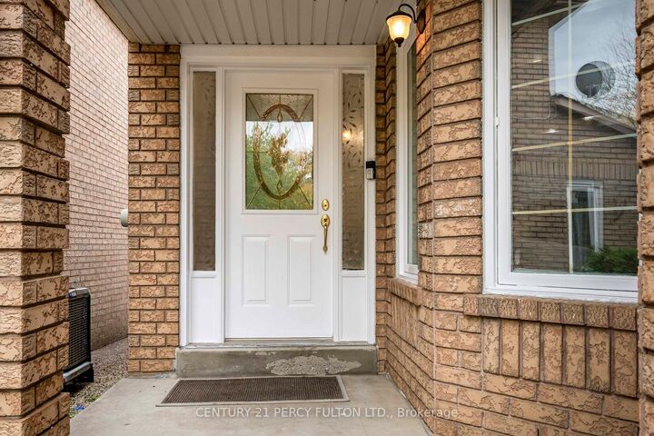 Photo de la propriété:  3933 Nightshade Lane  ON L5N 7J4 