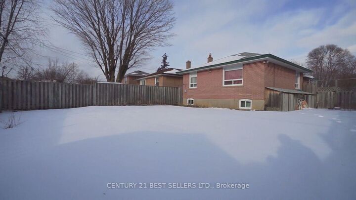 Property Photo:  54 Milford Haven Drive  ON M1G 3C8