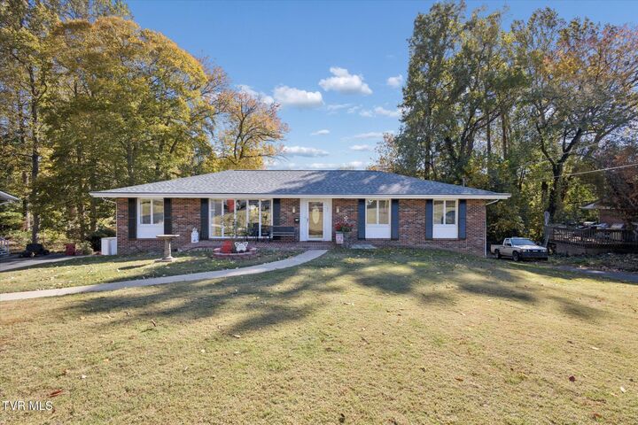 Property Photo: 107 Dogwood Lane TN 37604