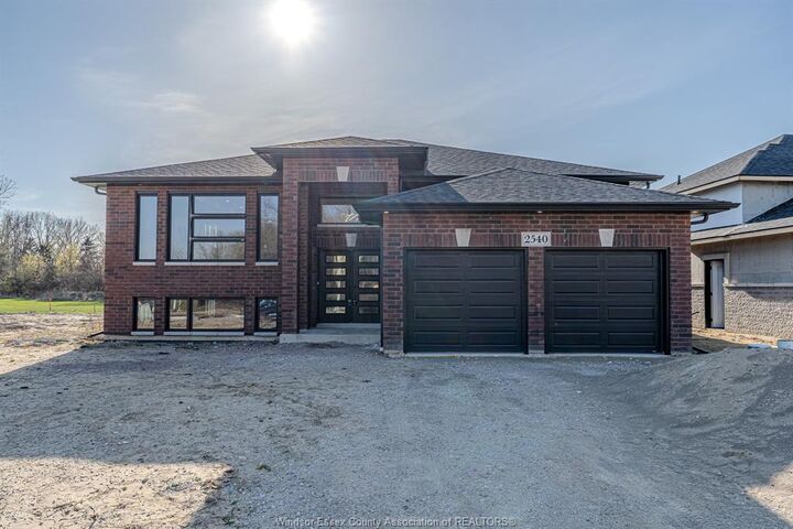 Property Photo: 120 Bloomington ON N7L 0H3