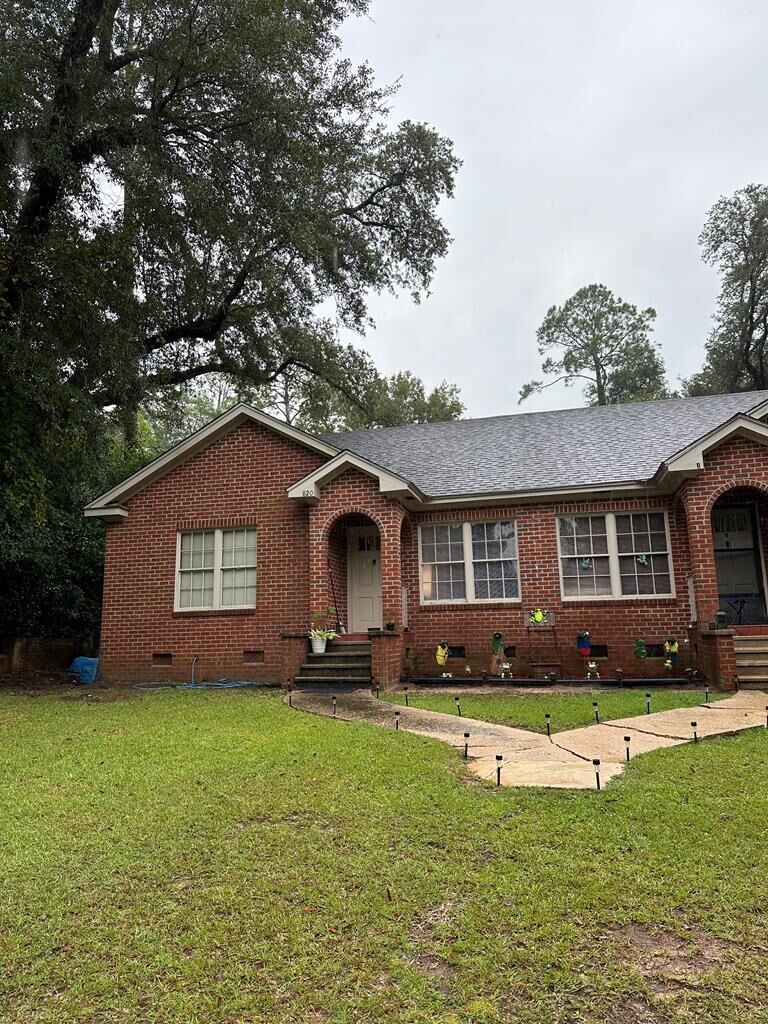 Property Photo:  820 7th Avenue  GA 31701